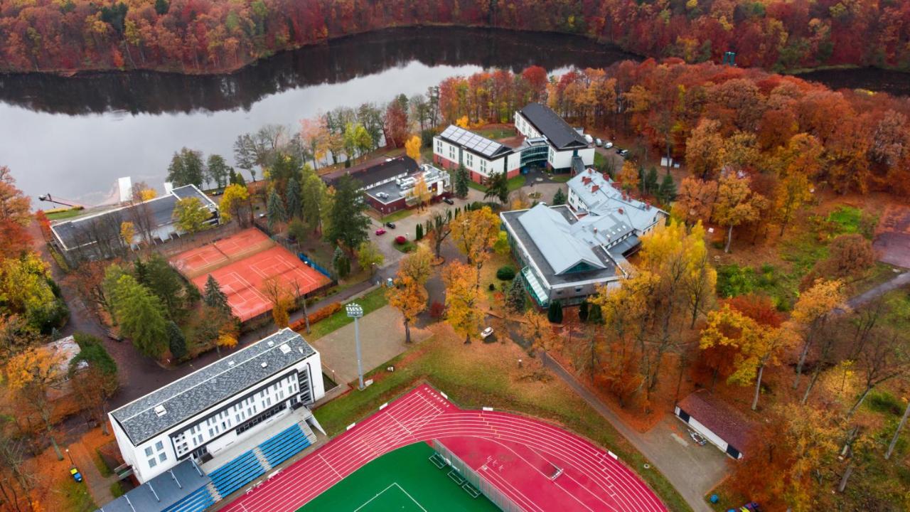 Centralny Osrodek Sportu - Walcz Hotel Exterior photo